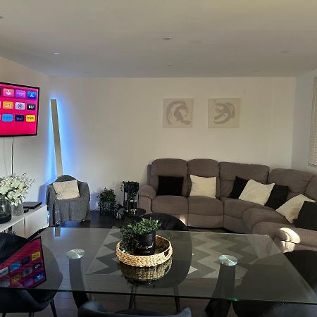 Location De Chambre Privee Dans Residence Securisee Privee,Parking Gratuit , 1 Minute Du Tramway, A 9 Minute Du Centre Ville, Accessible A Plusieurs Transports Nice Eksteriør bilde